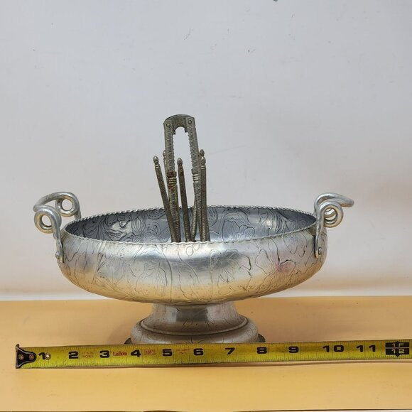Unique Embossed Aluminum Nut Bowl And Tools Embossed Botanical - 1960's - Picture 9 of 10